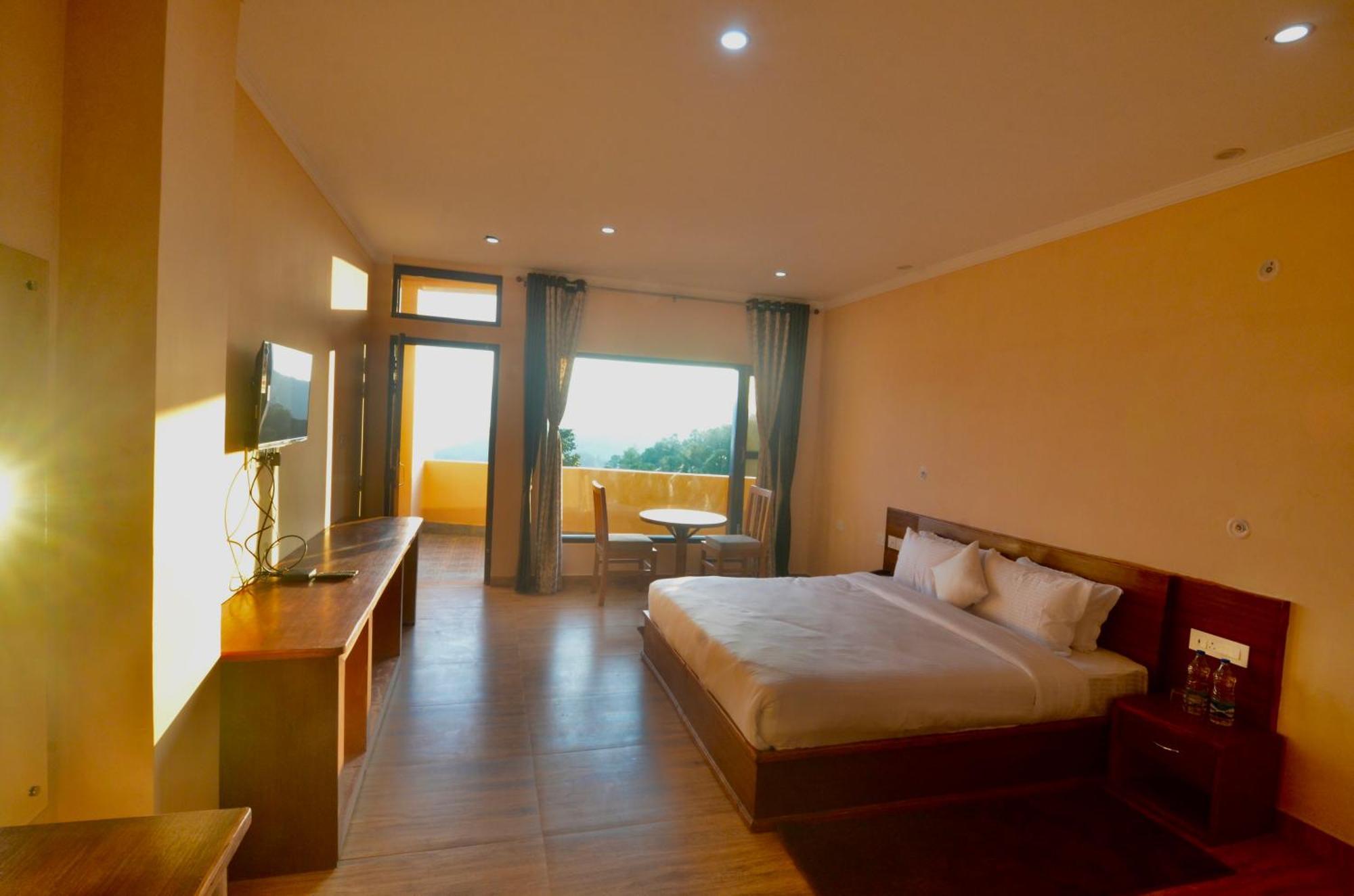 Uttarakhand Resort Kausani Extérieur photo